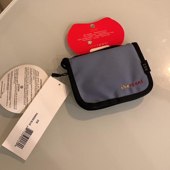 Sherpani Zoe travel/passport wallet - Picture 2 of 10